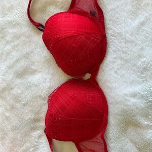 Victoria's Secret Vibrant Red Lace Bra
